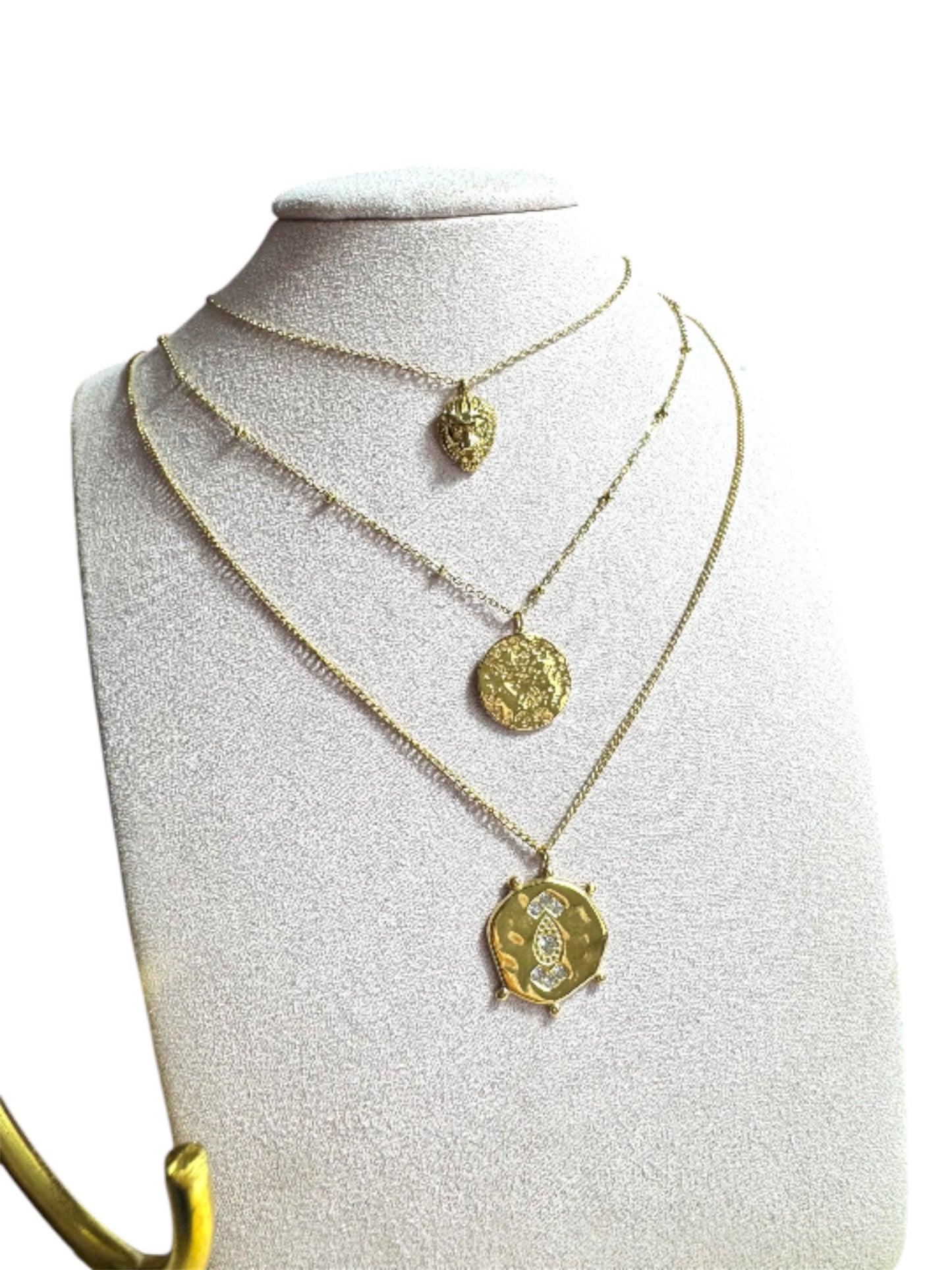 Collar triple
