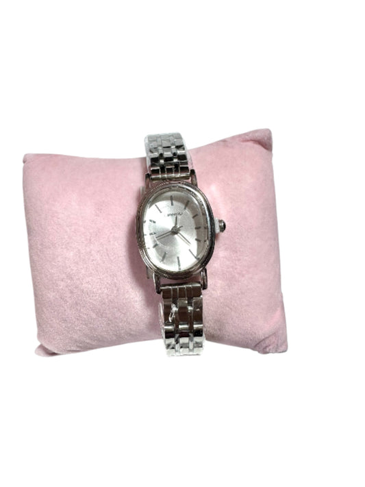 Reloj plateado